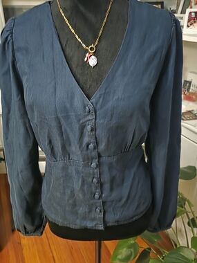 Levi's Navy Blue V-Neck Button-Front Blouse